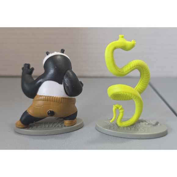 Dreamworks Kung Fu Panda Master Viper & Po Mini Figure 2-Pack On Stand Bases - Picture 2 of 8